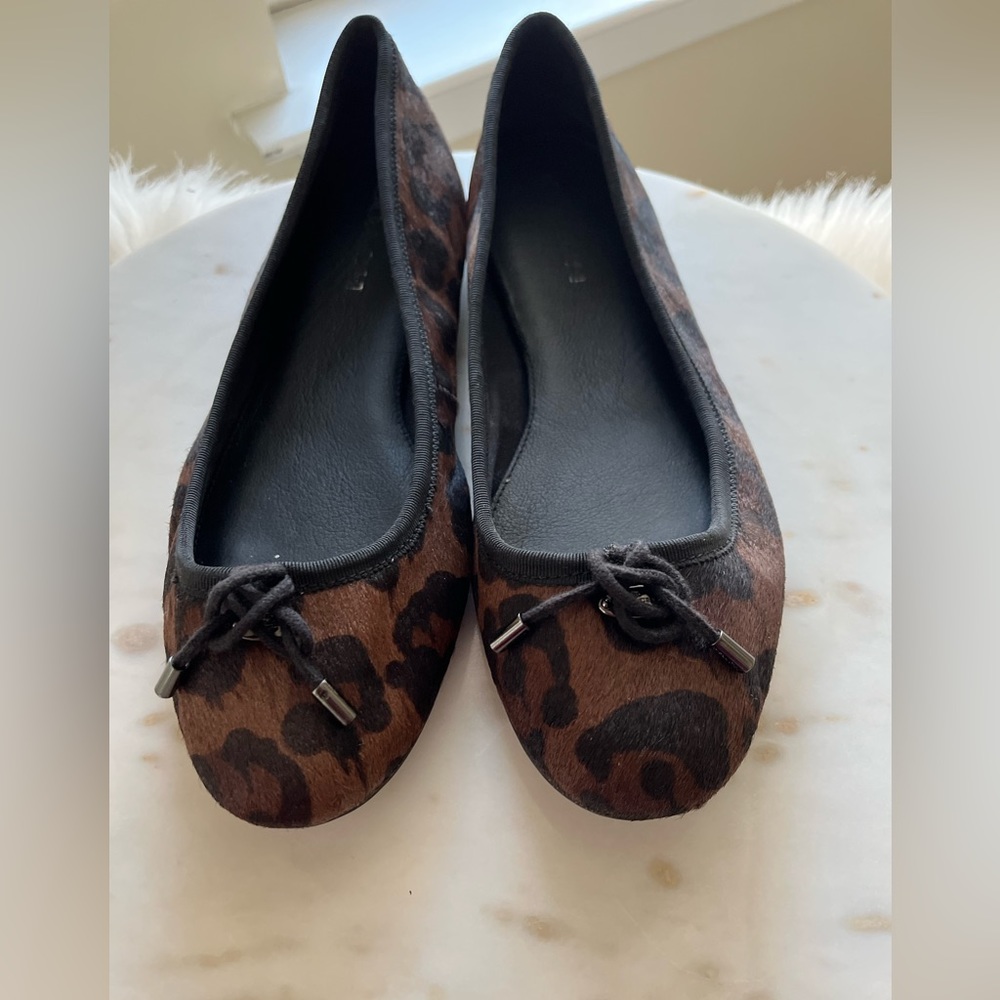 #coach #leopardprint #fauxfur #balletflats